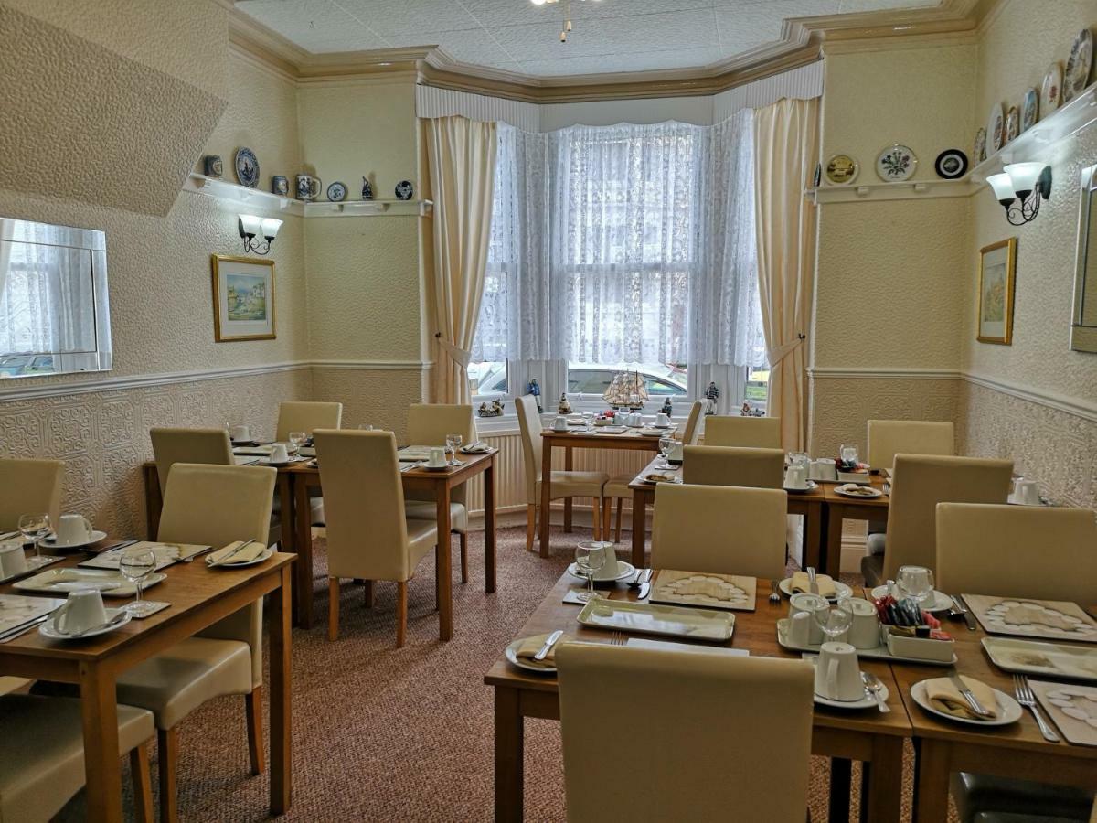 Sylvern House Hotel Scarborough Exterior photo